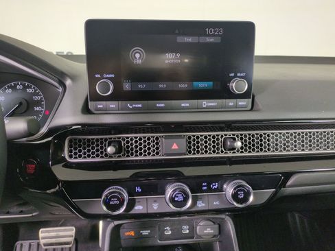 Certified 2025 Honda Civic Sport image 22