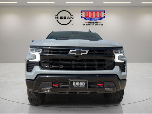 Used 2024 Chevrolet Silverado 1500 LT Trail Boss w/ Convenience Package II AWD/4WD image 6