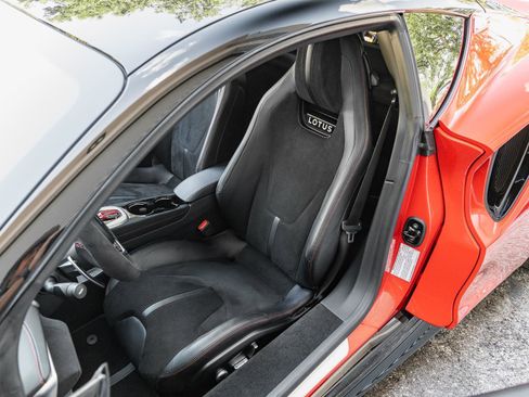 Used 2024 Lotus Emira First Edition RWD image 8