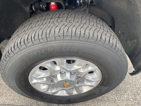 Used 2023 Chevrolet Silverado 2500 LT image 17