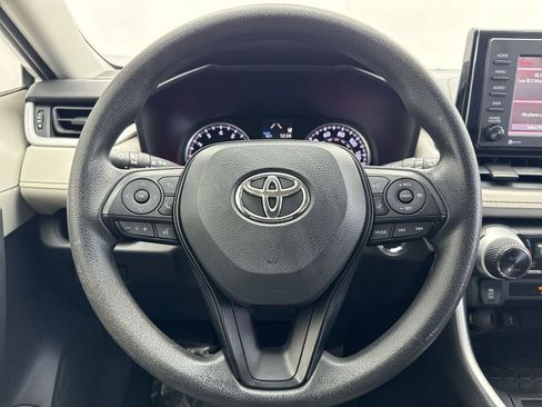 Used 2021 Toyota RAV4 XLE image 13