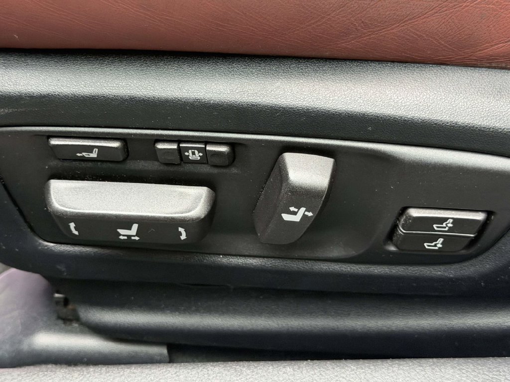 Used 2014 Lexus GS 350 w/ F Sport Package RWD image 19