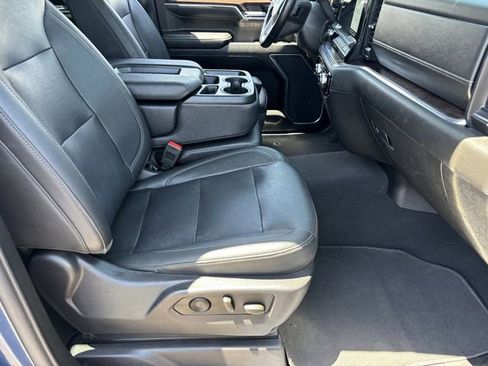 Used 2024 GMC Sierra 1500 SLT AWD/4WD image 11