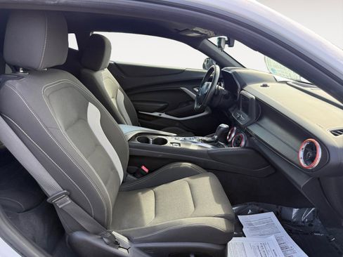 Used 2019 Chevrolet Camaro LT image 19