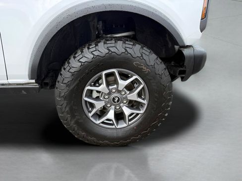 Used 2025 Ford Bronco Badlands AWD/4WD image 29