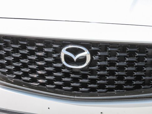 Used 2025 MAZDA CX-50 AWD 2.5 Hybrid w/ Premium Pkg image 6