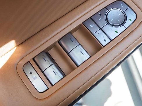 New 2026 Lexus ES 350e FWD image 23
