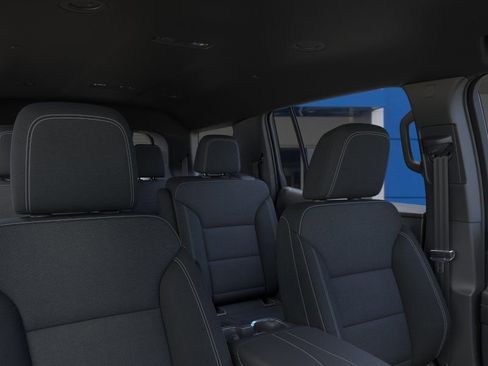 New 2026 Chevrolet Traverse LT image 24