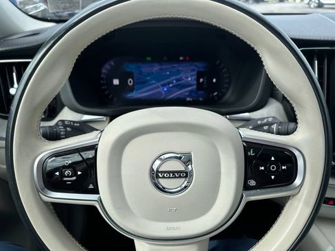 Used 2023 Volvo XC60 B5 Ultimate w/ Climate Package AWD/4WD image 16