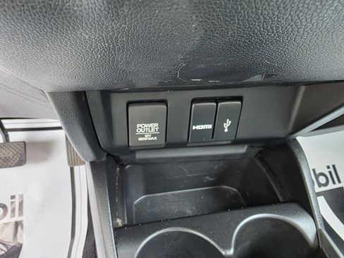 Used 2016 Honda Fit EX image 22