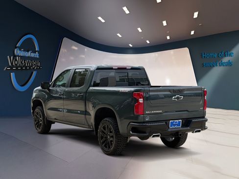 Used 2025 Chevrolet Silverado 1500 LT Trail Boss w/ LT Trail Boss Premium Package AWD/4WD image 4
