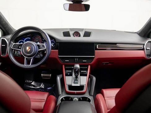 Certified 2023 Porsche Cayenne GTS image 11