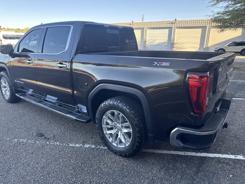 Used 2019 GMC Sierra 1500 SLT w/ SLT Premium Package AWD/4WD image 5