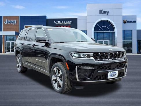 New 2026 Jeep Grand Cherokee L Limited AWD/4WD image 3