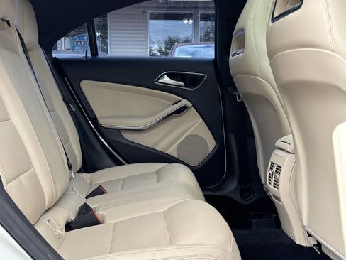 Used 2014 Mercedes-Benz CLA 250 4MATIC image 18