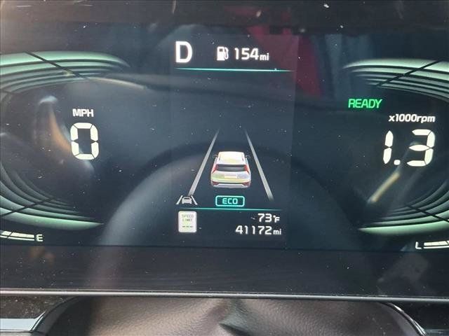 Used 2023 Kia Niro SX Touring FWD image 9