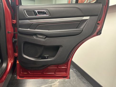 Used 2019 Ford Explorer Sport image 13