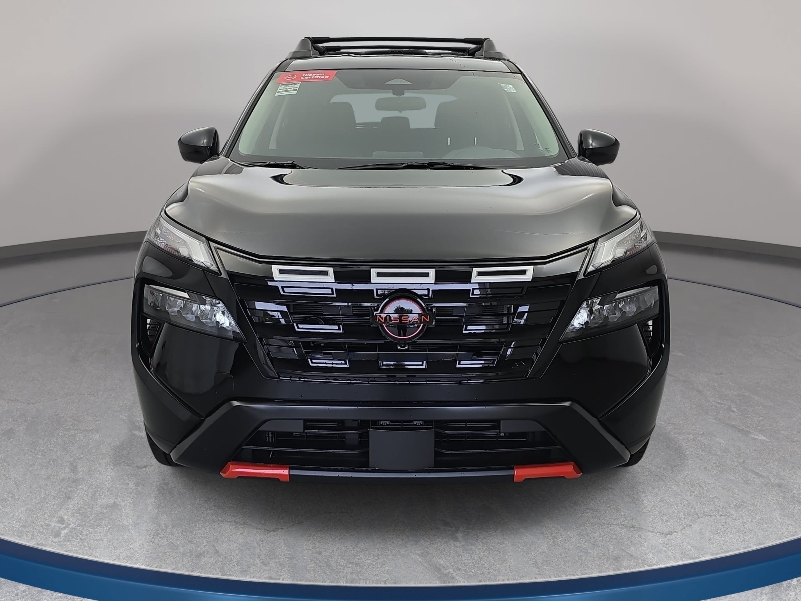 Used 2026 Nissan Rogue SV AWD/4WD image 2