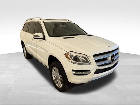 Used 2014 Mercedes-Benz GL 450 4MATIC image 7