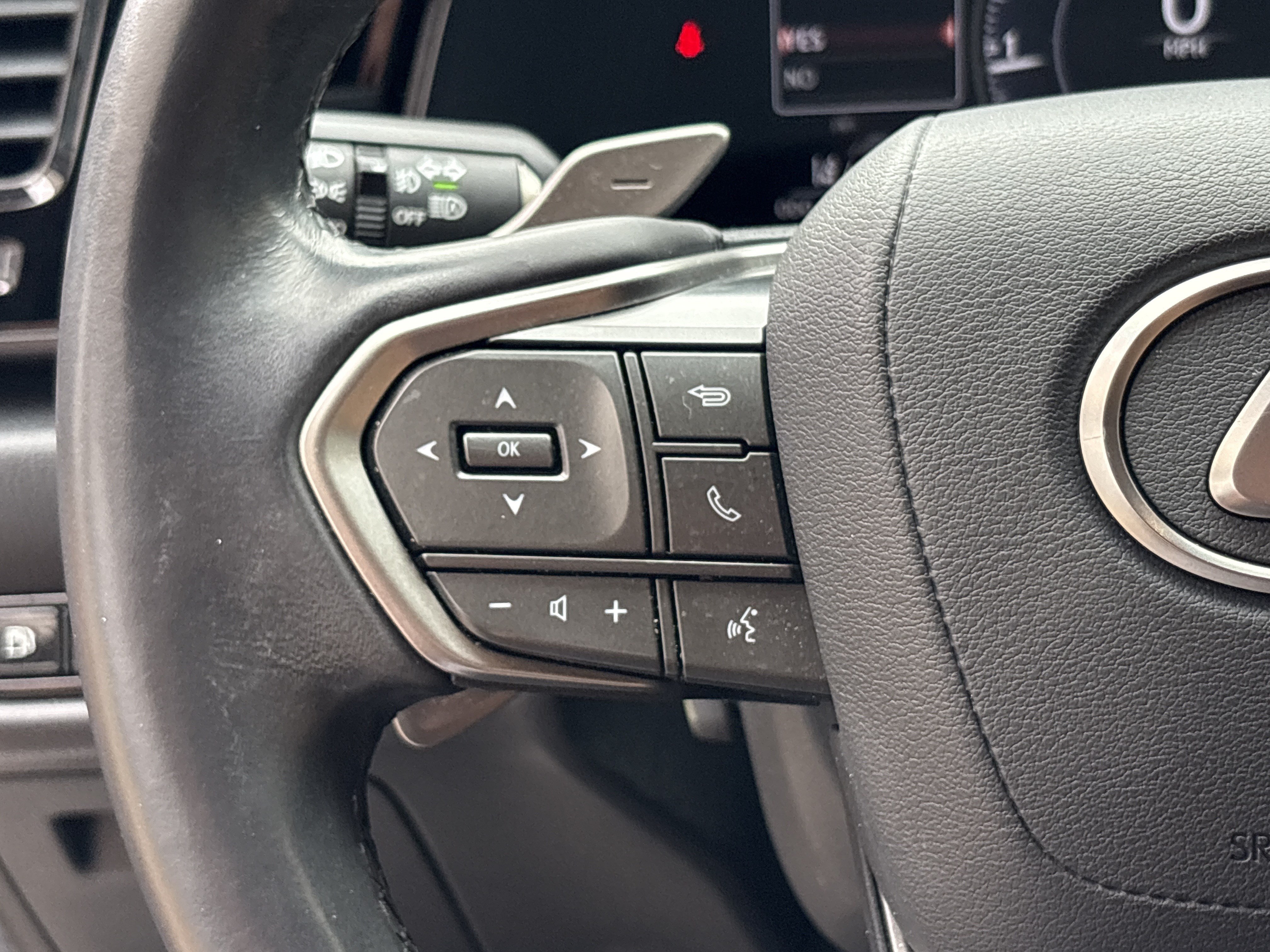 Used 2023 Lexus NX 350 AWD image 19