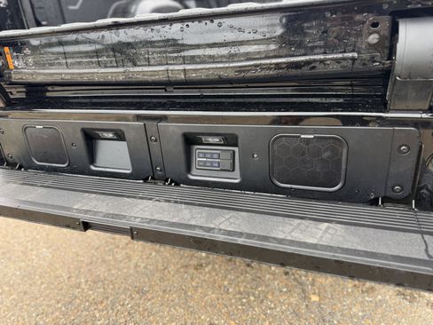 Used 2026 GMC Sierra 2500 AT4 w/ AT4 Premium Plus Package AWD/4WD image 26