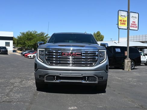 Used 2025 GMC Sierra 1500 Denali AWD/4WD image 2