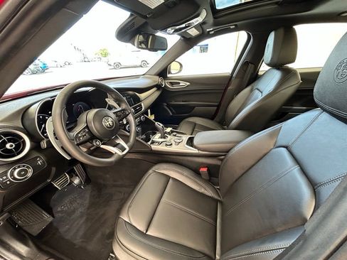 New 2025 Alfa Romeo Giulia w/ Driving Assist Package image 26
