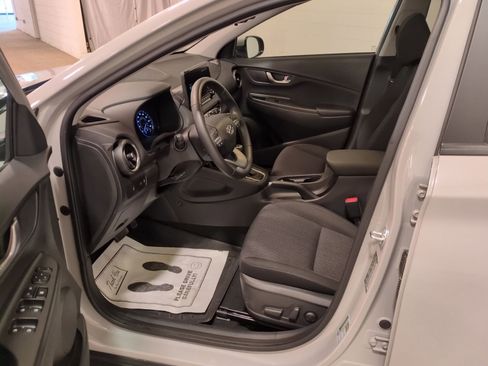 Used 2023 Hyundai Kona SEL w/ Convenience Package image 16