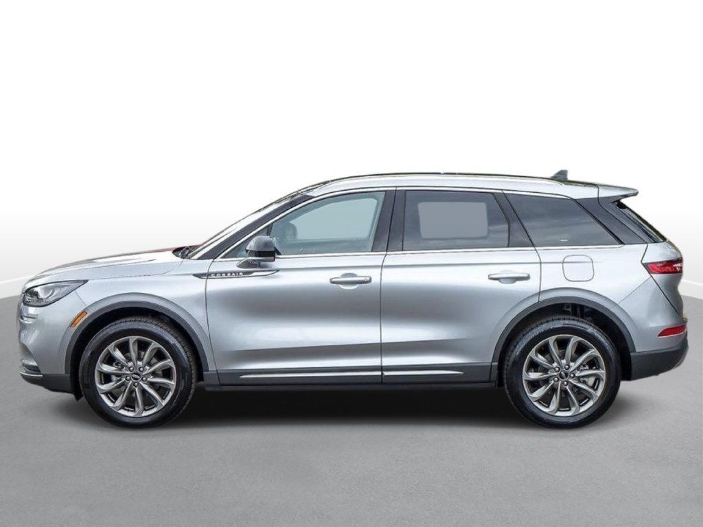 Used 2021 Lincoln Corsair AWD w/ Premium Package image 4