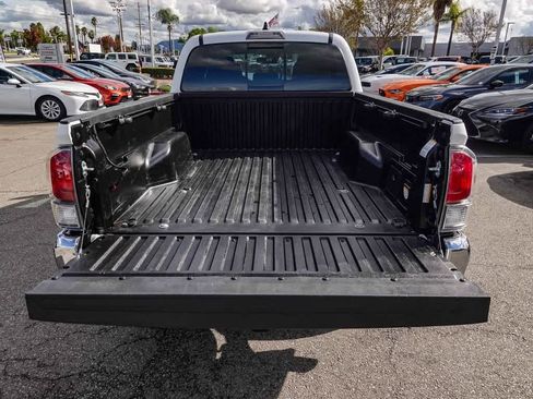 Used 2023 Toyota Tacoma TRD Off-Road image 25