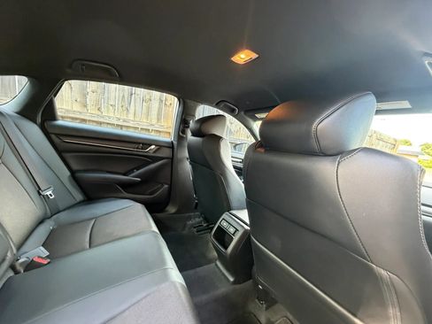 Used 2021 Honda Accord Sport image 28