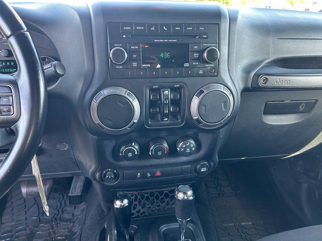 Used 2017 Jeep Wrangler Unlimited Sport w/ Quick Order Package 24S AWD/4WD image 21