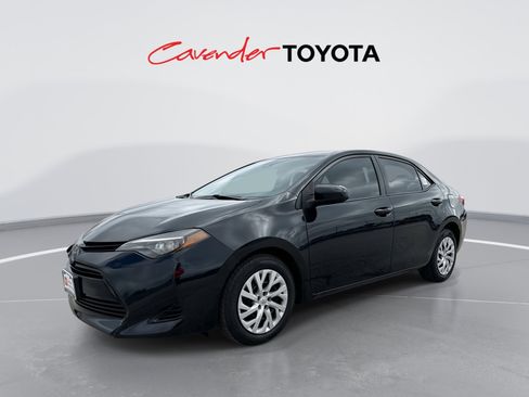 Used 2019 Toyota Corolla LE FWD image 1