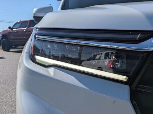 Used 2024 Honda Pilot Elite image 11