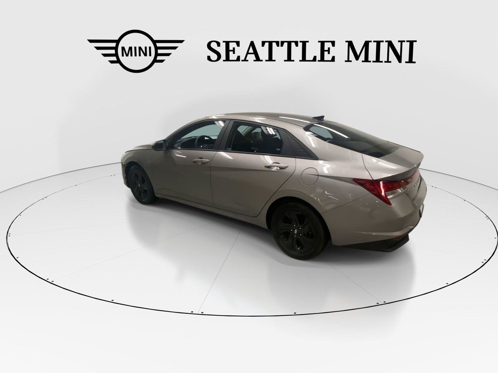 Used 2023 Hyundai Elantra Blue FWD image 8