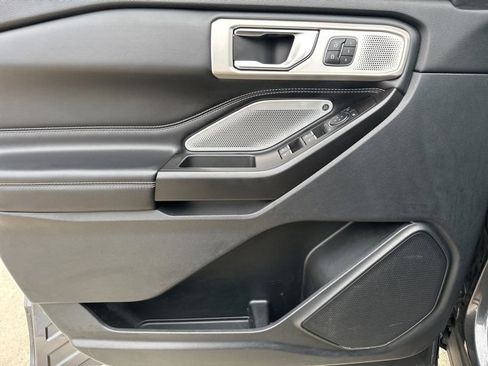 Used 2020 Ford Explorer ST w/ ST High-Performance Pack image 15