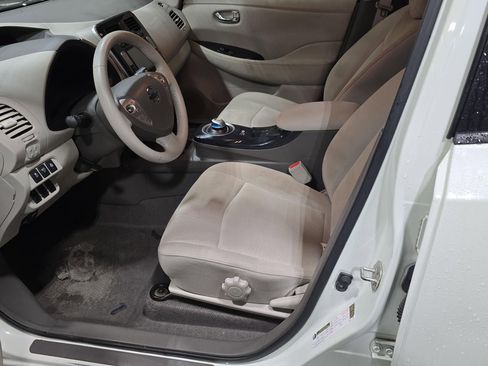 Used 2012 Nissan Leaf SL image 8