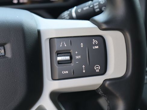 Used 2024 Land Rover Defender 130 X-Dynamic SE AWD/4WD image 14