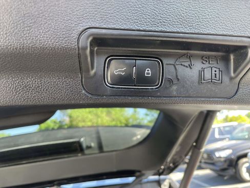 Used 2020 Ford Explorer Platinum AWD/4WD image 44