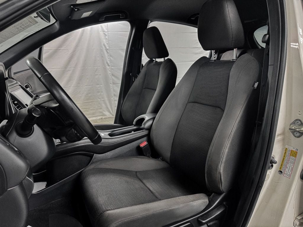 Used 2019 Honda HR-V Sport image 8