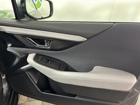 Used 2025 Subaru Outback Premium w/ Popular Package #1A image 34