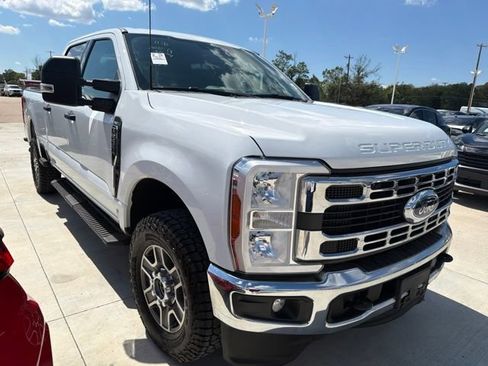 Used 2025 Ford F250 XLT w/ FX4 Off-Road Package AWD/4WD image 1
