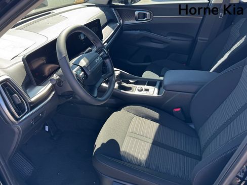 New 2026 Kia Sorento LX FWD image 9
