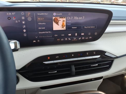 Used 2026 Buick Enclave Avenir w/ Super Cruise Package AWD/4WD image 20