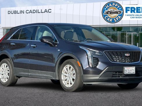 Certified 2023 Cadillac XT4 Luxury image 1