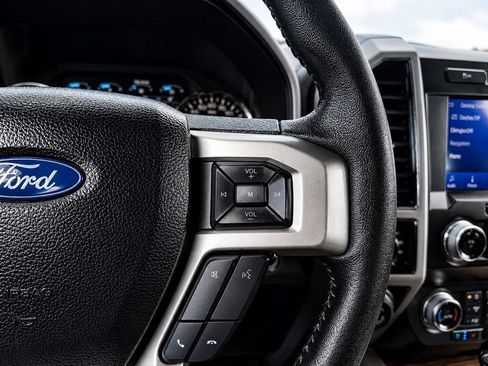 Used 2020 Ford F150 Lariat w/ Equipment Group 502A Luxury AWD/4WD image 14