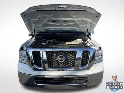 Used 2019 Nissan NV 3500 SV w/ Navigation Package image 15
