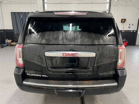Used 2017 GMC Yukon XL Denali w/ Open Road Package AWD/4WD image 5