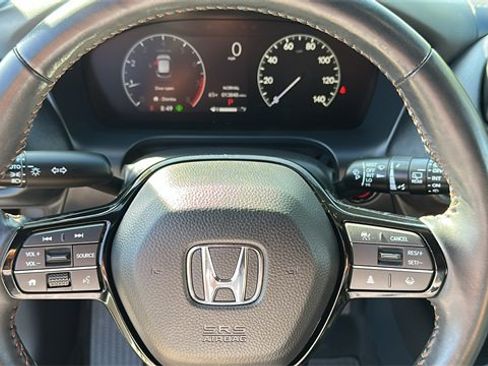 Used 2025 Honda HR-V Sport image 11