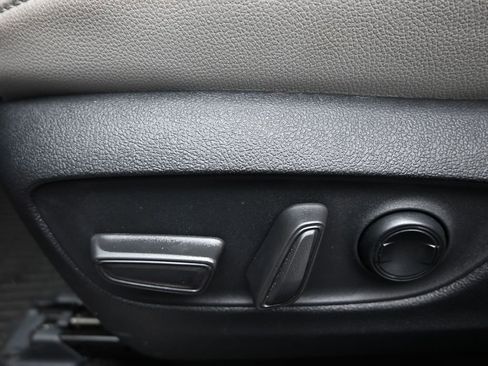 Used 2025 Toyota Grand Highlander AWD Hybrid image 10